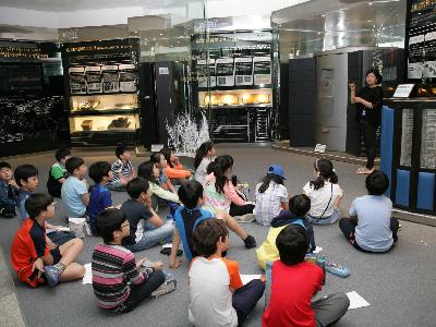 2015 꿈나무과학멘토 초청과학실험 대정초 편 이미지